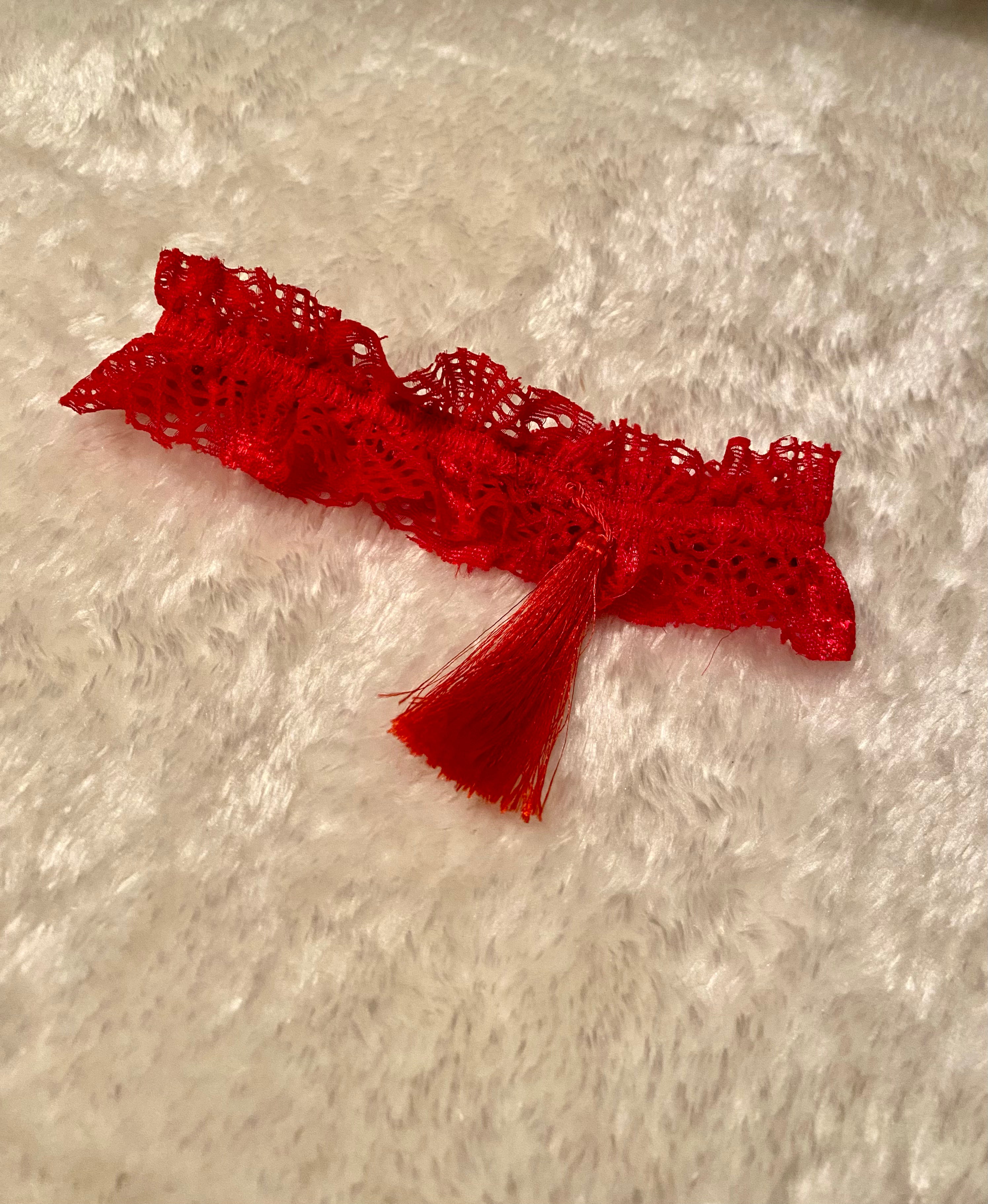 Panty_and_leggings_set -  Red beret with a feather.